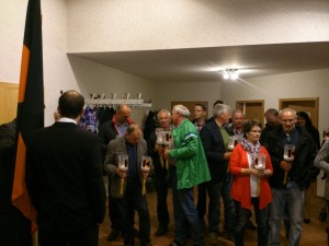 Warten auf Beendigung des Essens   