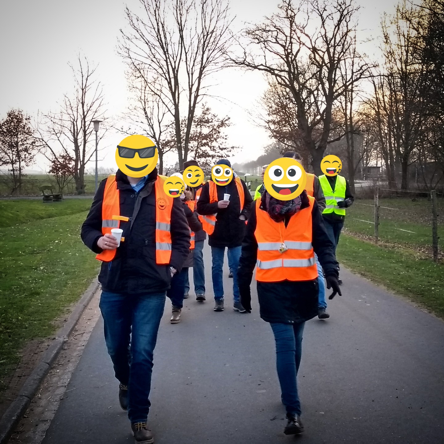 Ihr wollt Boßeln? Ihr bekommt Boßeln!Lieben Dank für die vielen, vielen Anmeldungen. Wir werden etwa 30 Personen morgen sein. Supergut #Lorup #Kolping #boßeln